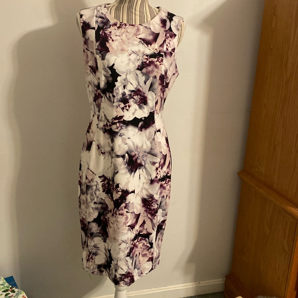 Perfect dress for a wedding or night out!